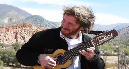 FOTO tocando charango, imagen tocando charango, dibujos de charango, charngos para colorear