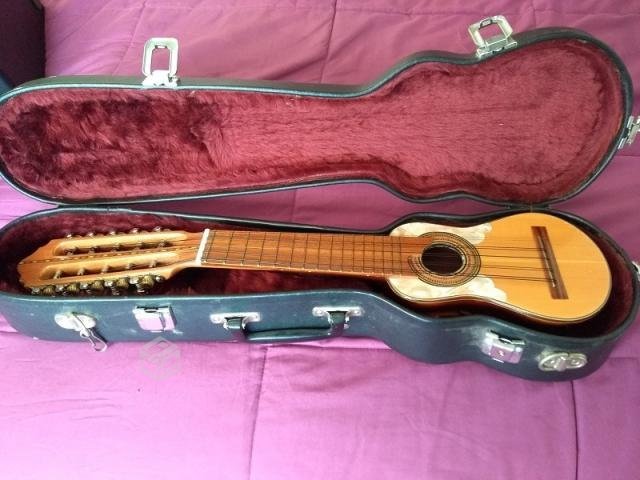 MEJOR CHARANGO, MEJORES CHARANGO ONLINE, CHARANGUEROS DE BOLIVIA, TIPO DE CHARANGO, EL CHARANGO Y SUS TIPOS